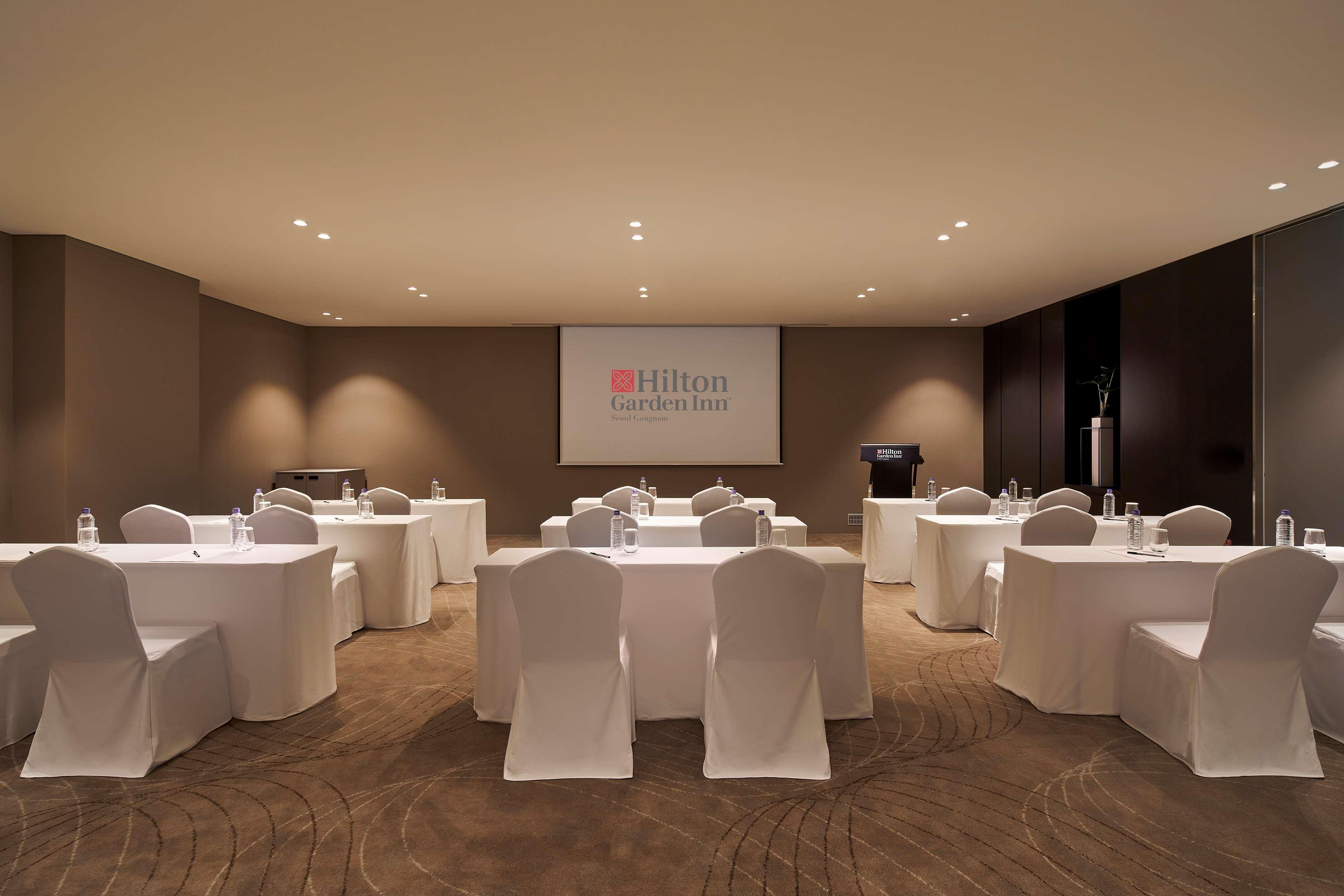Hilton Garden Inn Seoul Gangnam Esterno foto