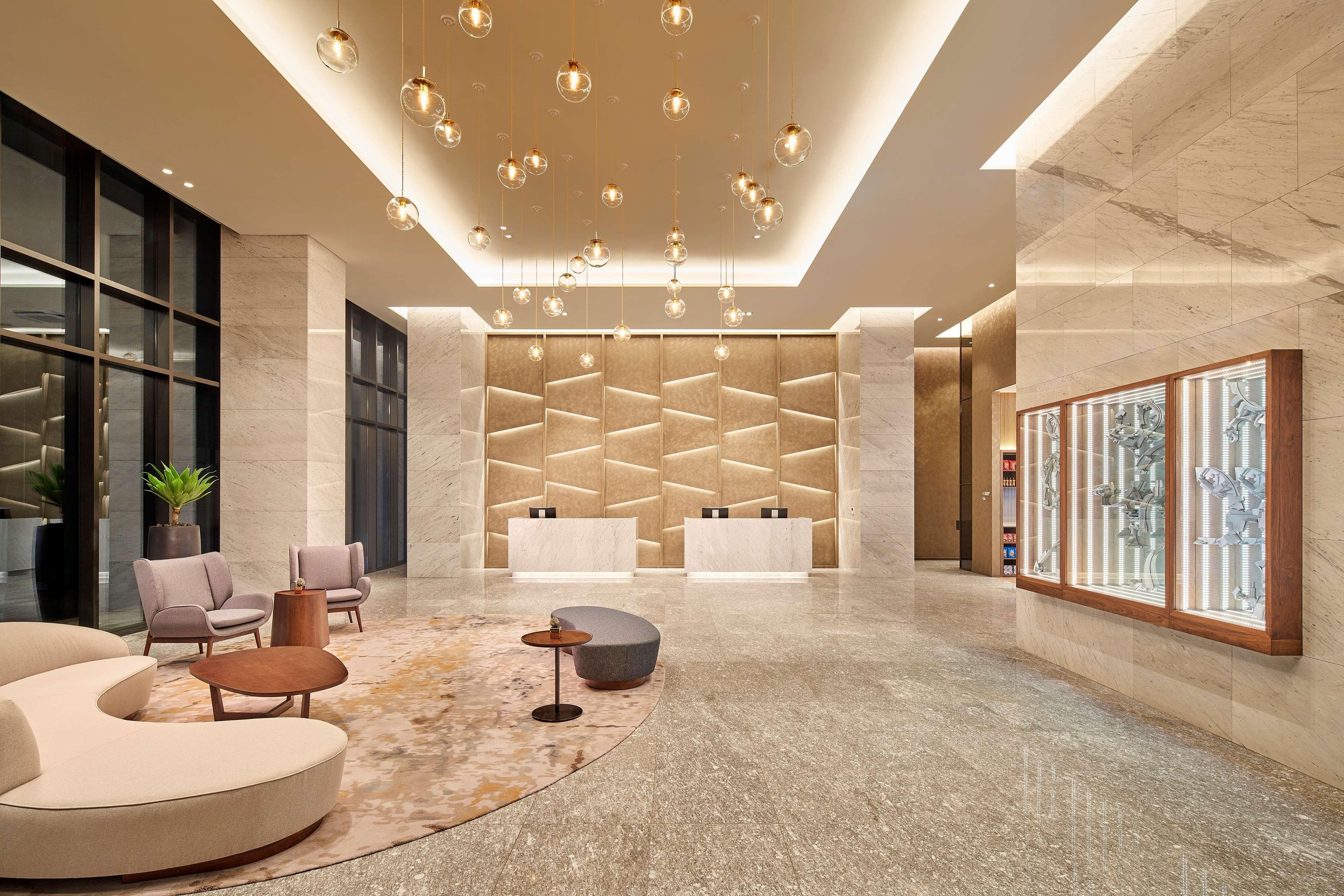 Hilton Garden Inn Seoul Gangnam Esterno foto