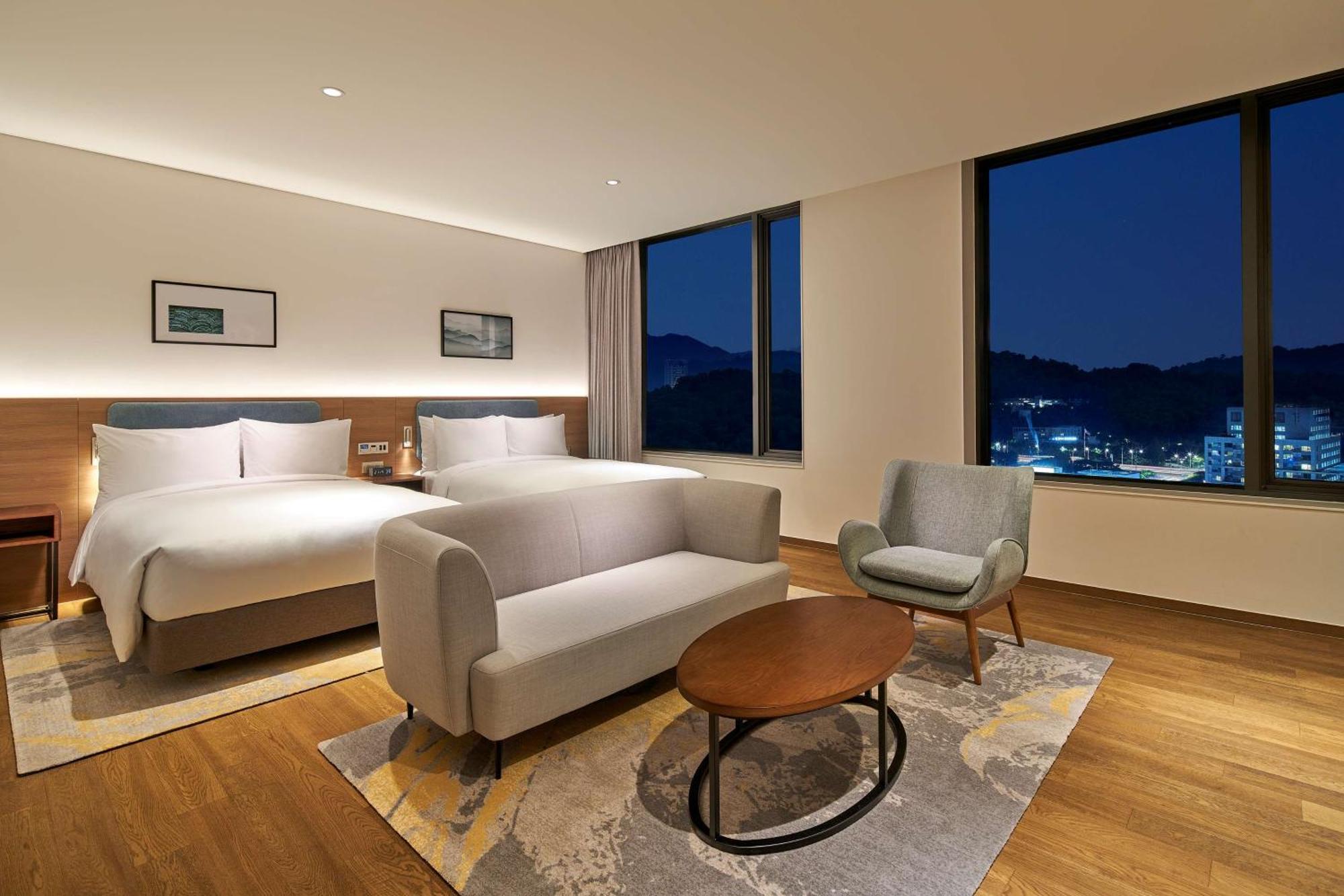 Hilton Garden Inn Seoul Gangnam Esterno foto